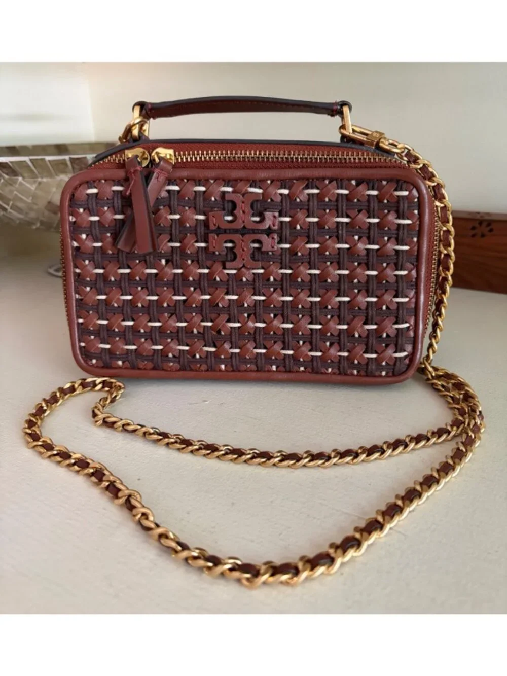 TORY BURCH Britten Woven Small Top Handle Case Bag Brown Gold Crossbody